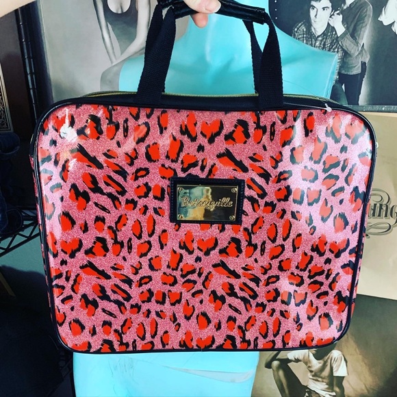Betsey Johnson Handbags - Betsy Johnson Sparkle Leopard Laptop Bag 15x 13